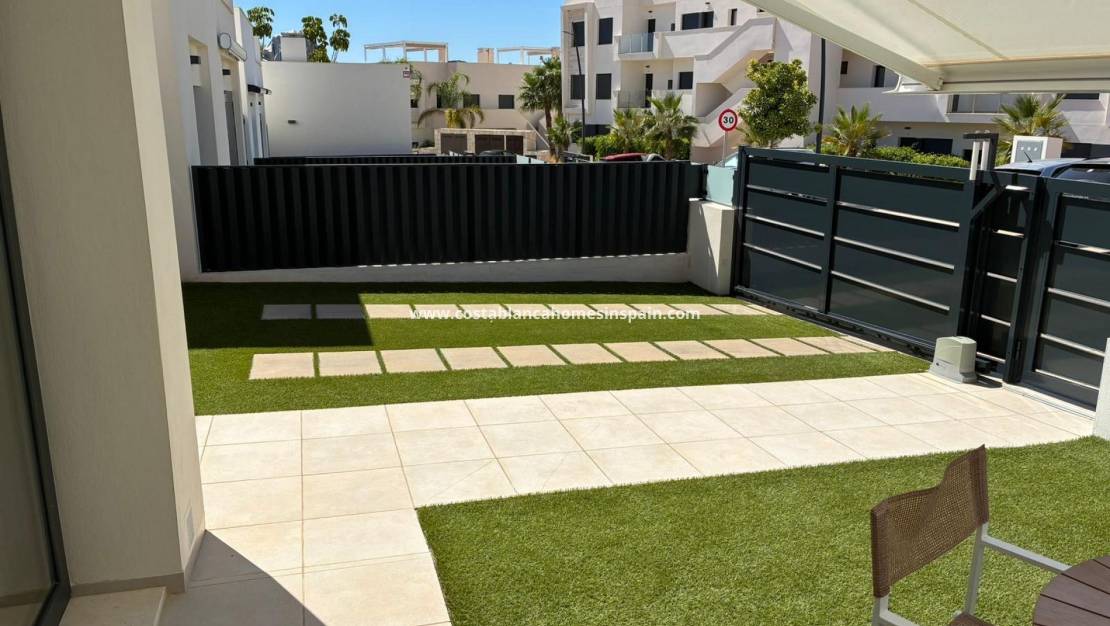 Resale - Detached Villa - Lo Romero Golf