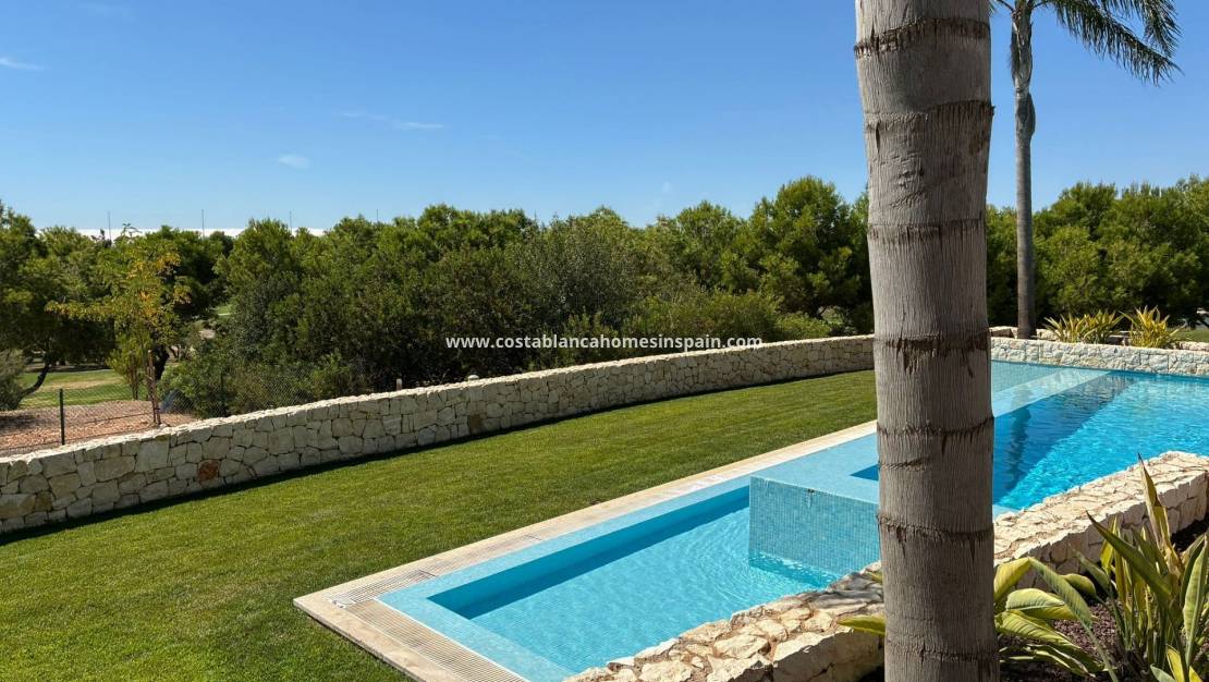 Resale - Detached Villa - Lo Romero Golf