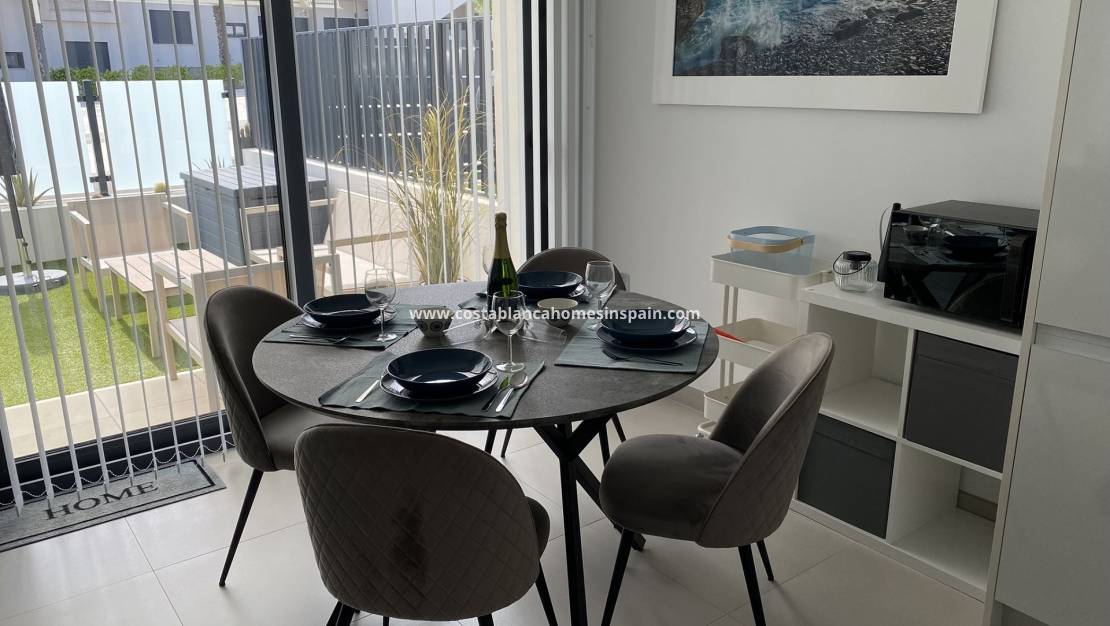 Resale - Detached Villa - Lo Romero Golf