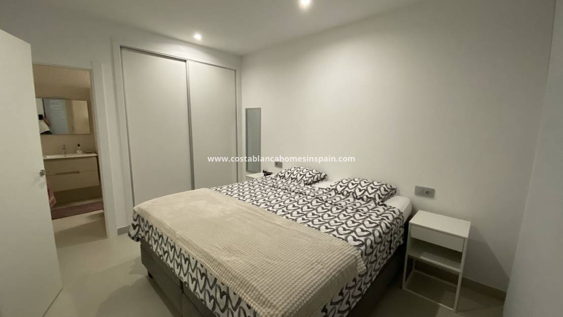 Resale - Detached Villa - Lo Romero Golf