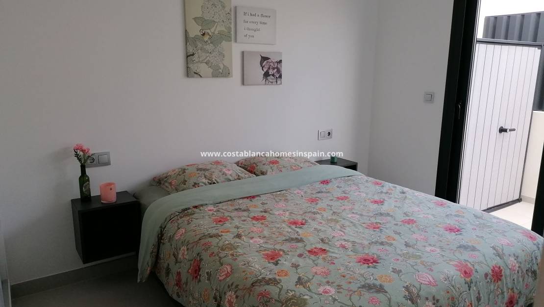 Resale - Detached Villa - Lo Romero Golf