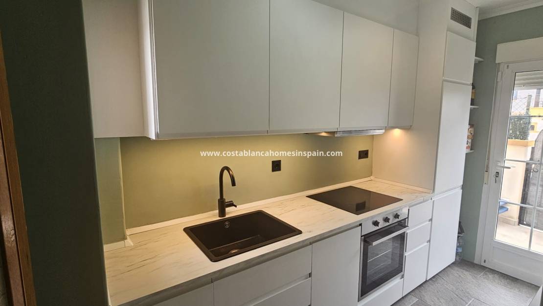 Resale - Detached Villa - Lomas de Cabo Roig