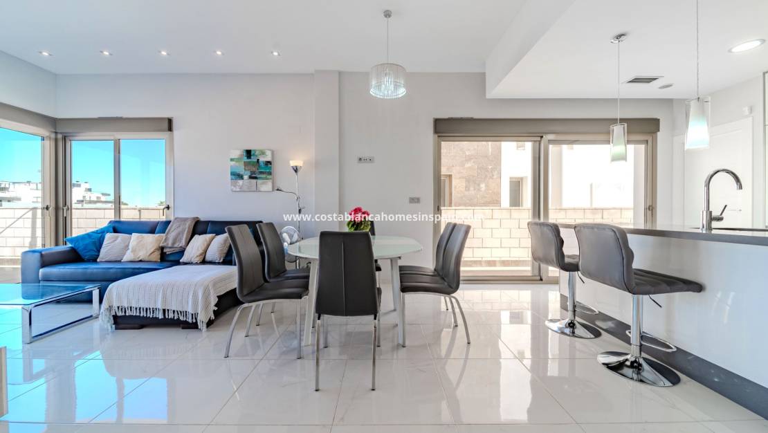 Resale - Detached Villa - Los Dolses