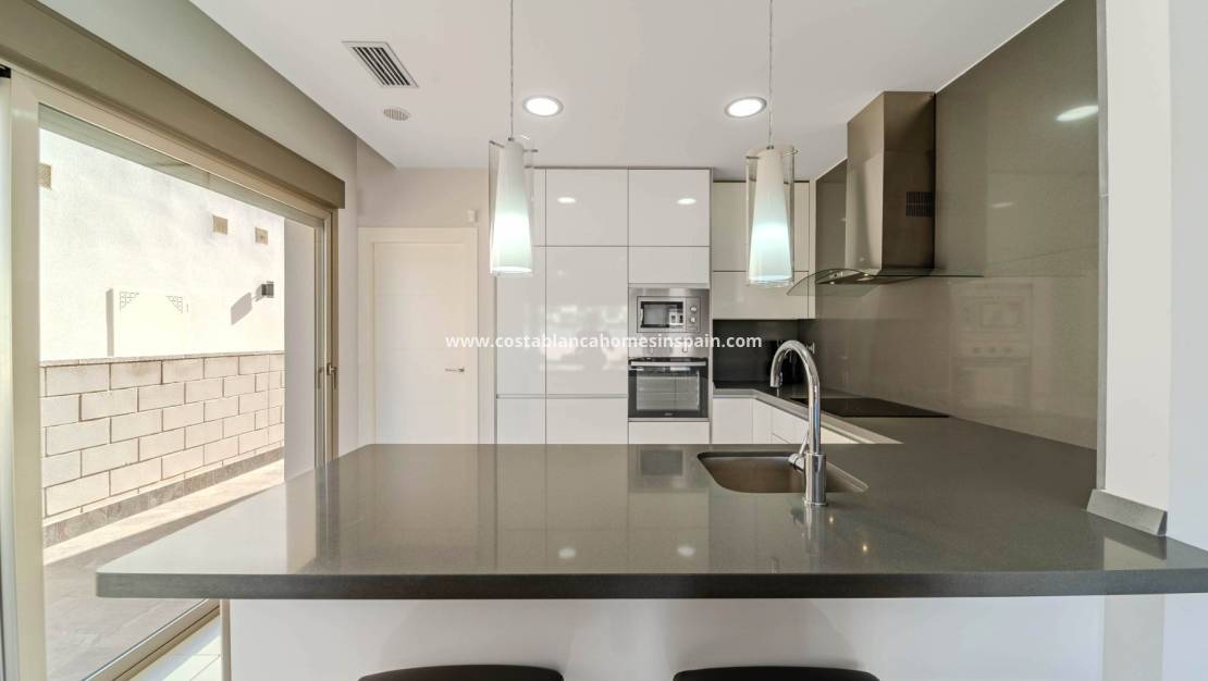 Resale - Detached Villa - Los Dolses