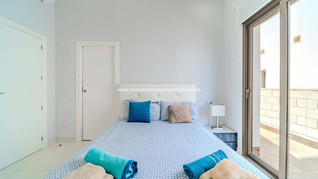 Resale - Detached Villa - Los Dolses