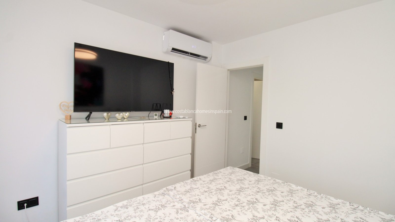 Resale - Detached Villa - Mil Palmeras