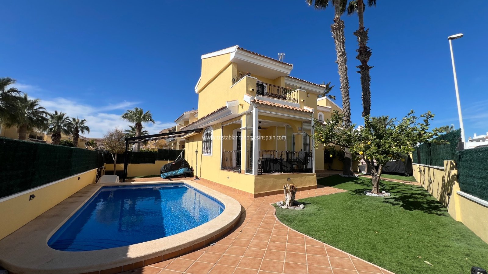 Resale - Detached Villa - Orihuela Costa - Los Dolses