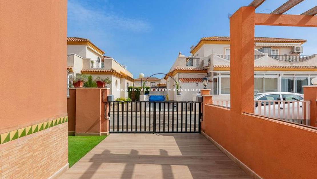 Resale - Detached Villa - Orihuela Costa - Playa Flamenca