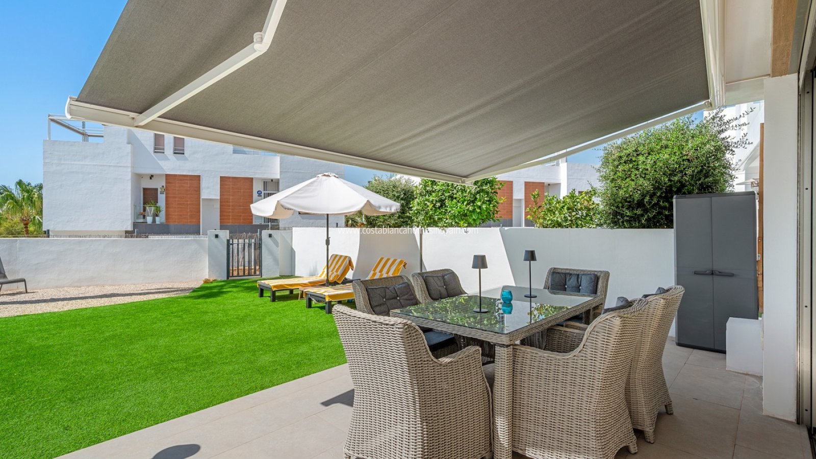 Resale - Detached Villa - Orihuela Costa - Villamartin