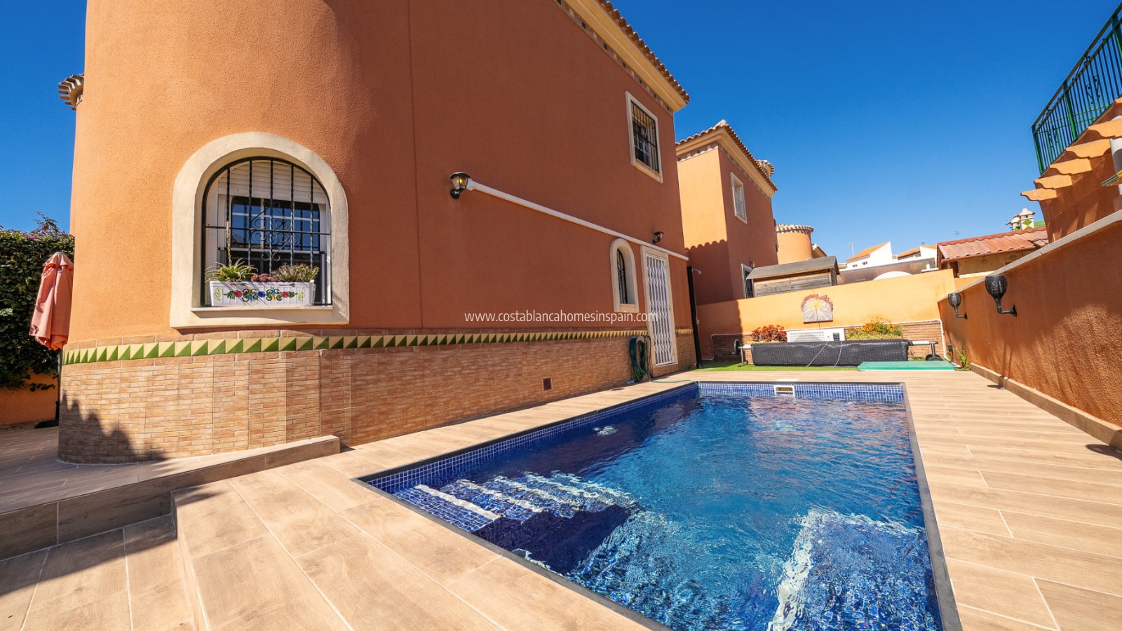 Resale - Detached Villa - Playa Flamenca - Sportcentre