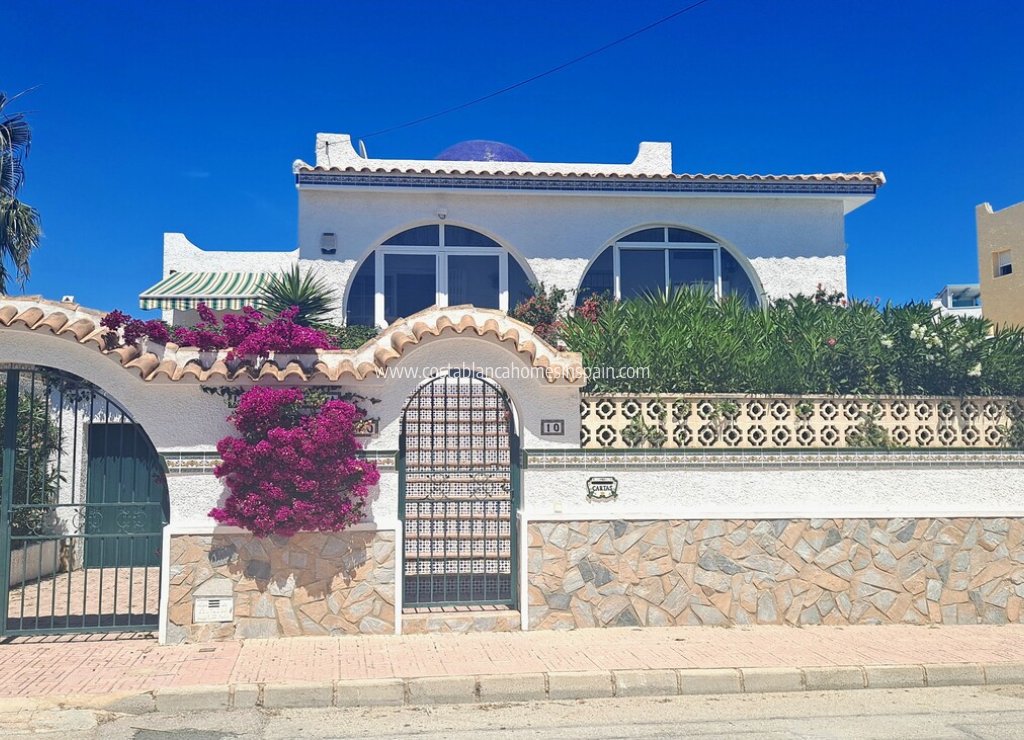 Resale - Detached Villa - San Miguel de Salinas - BLUE LAGOON