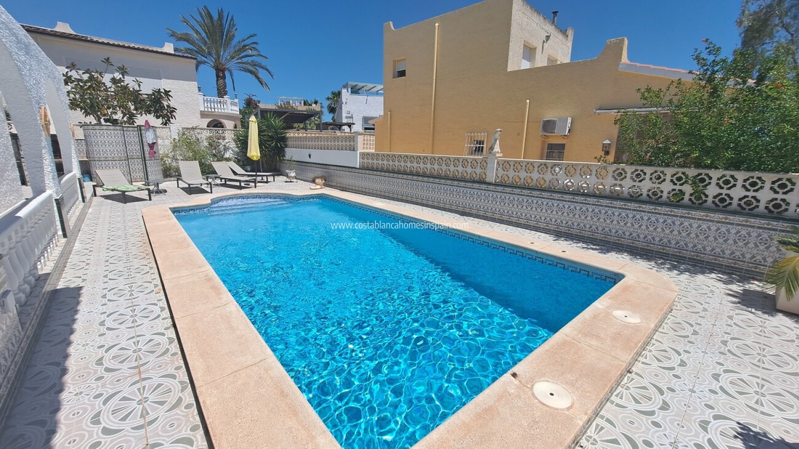 Resale - Detached Villa - San Miguel de Salinas - BLUE LAGOON