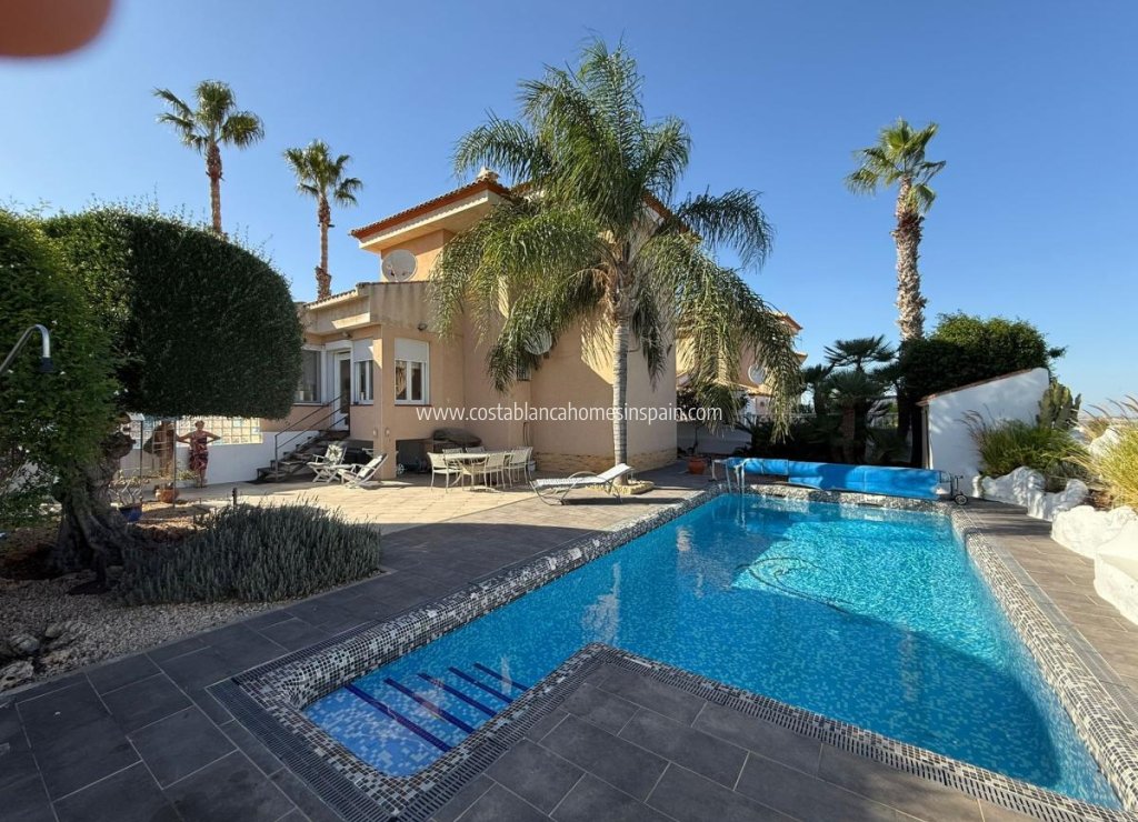 Resale - Detached Villa - San Miguel de Salinas