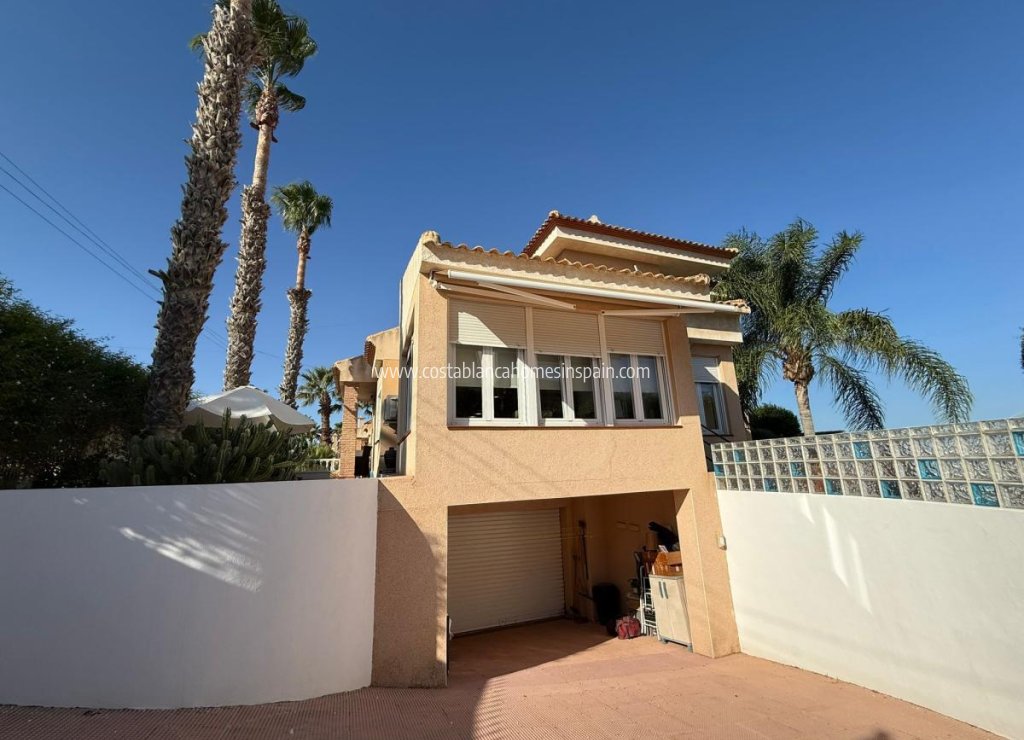 Resale - Detached Villa - San Miguel de Salinas