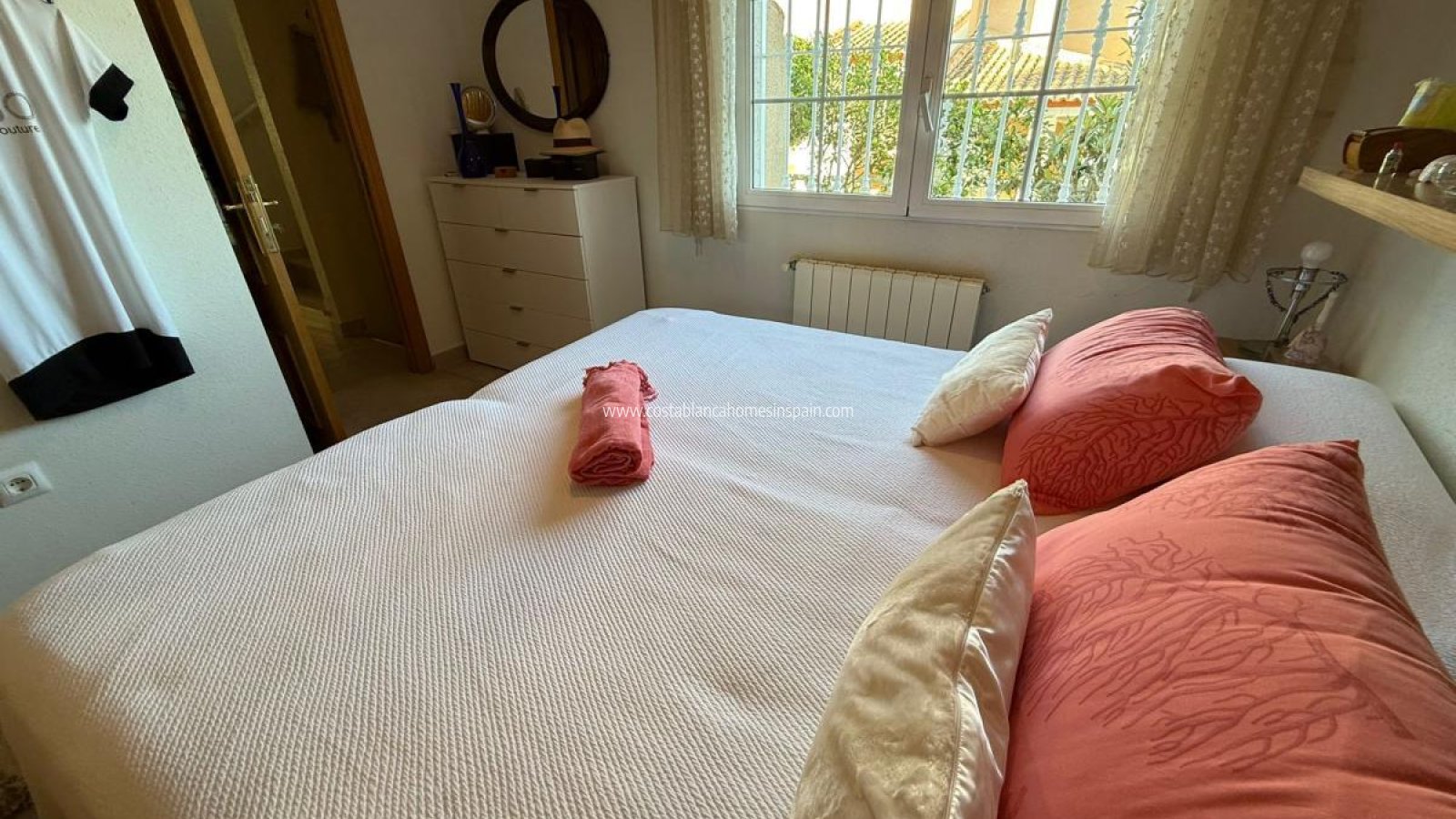 Resale - Detached Villa - San Miguel de Salinas