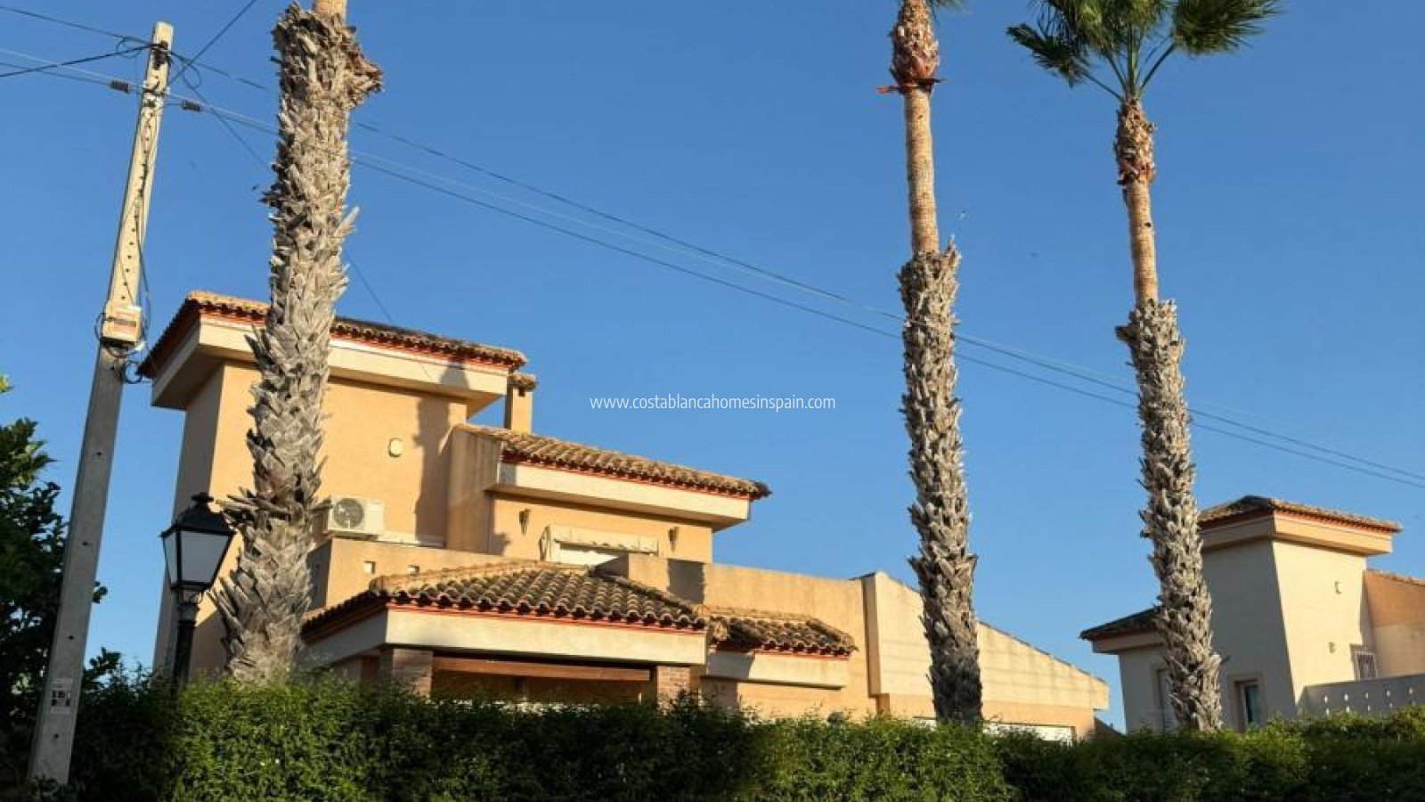 Resale - Detached Villa - San Miguel de Salinas