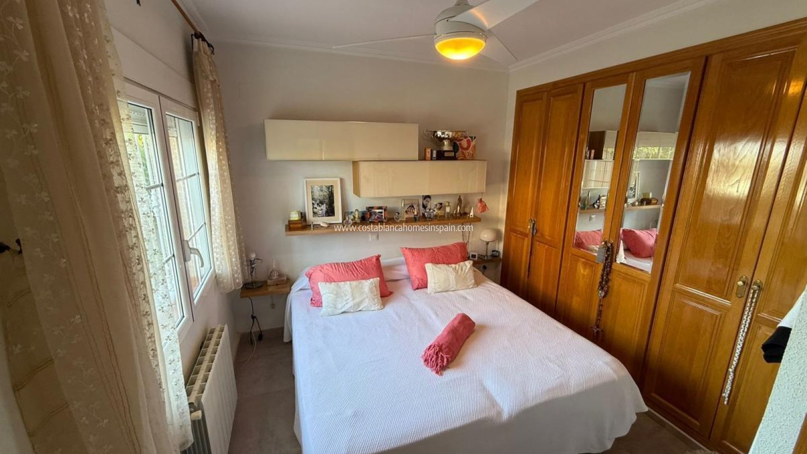 Resale - Detached Villa - San Miguel de Salinas