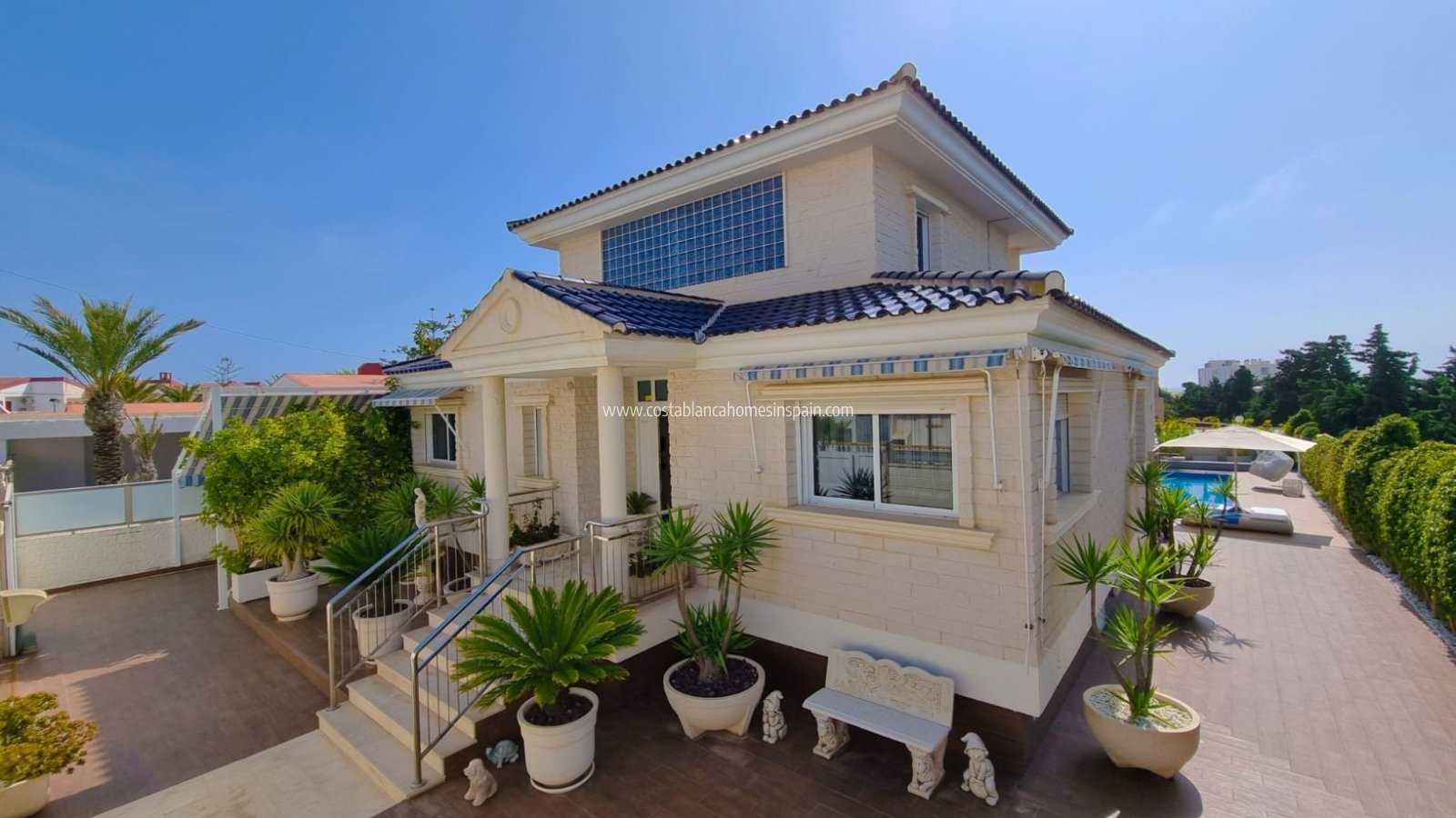 Resale - Detached Villa - Torrevieja - La Mata