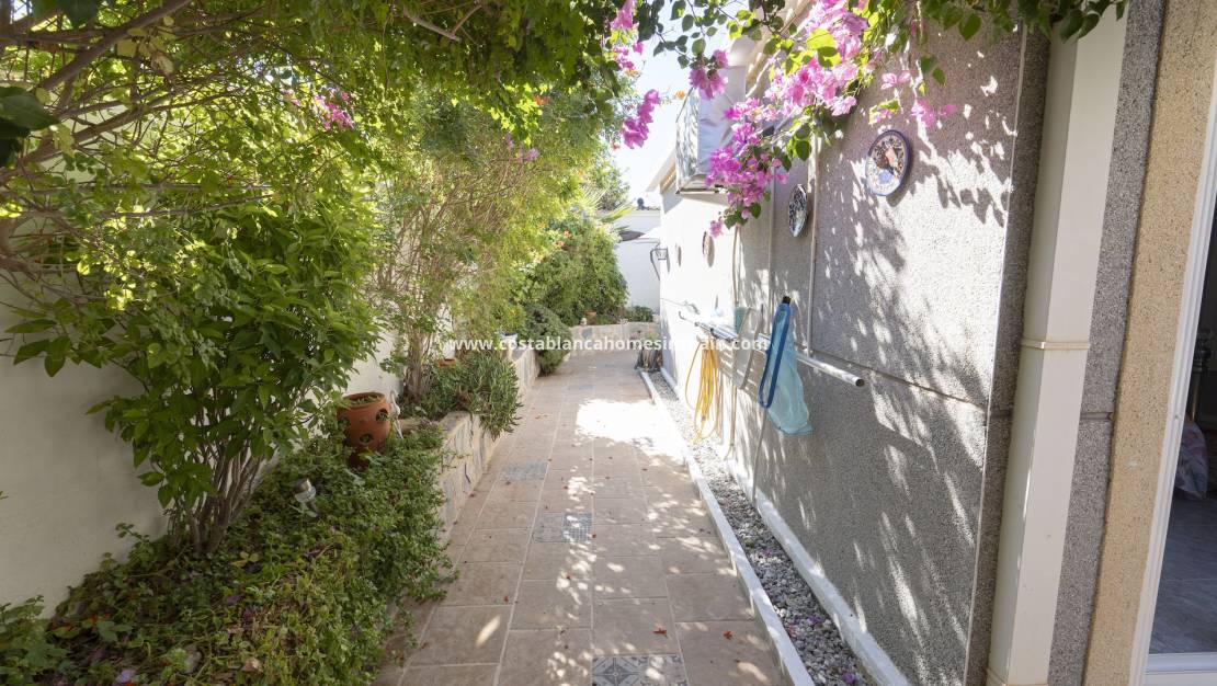 Resale - Detached Villa - Torrevieja - San Luis