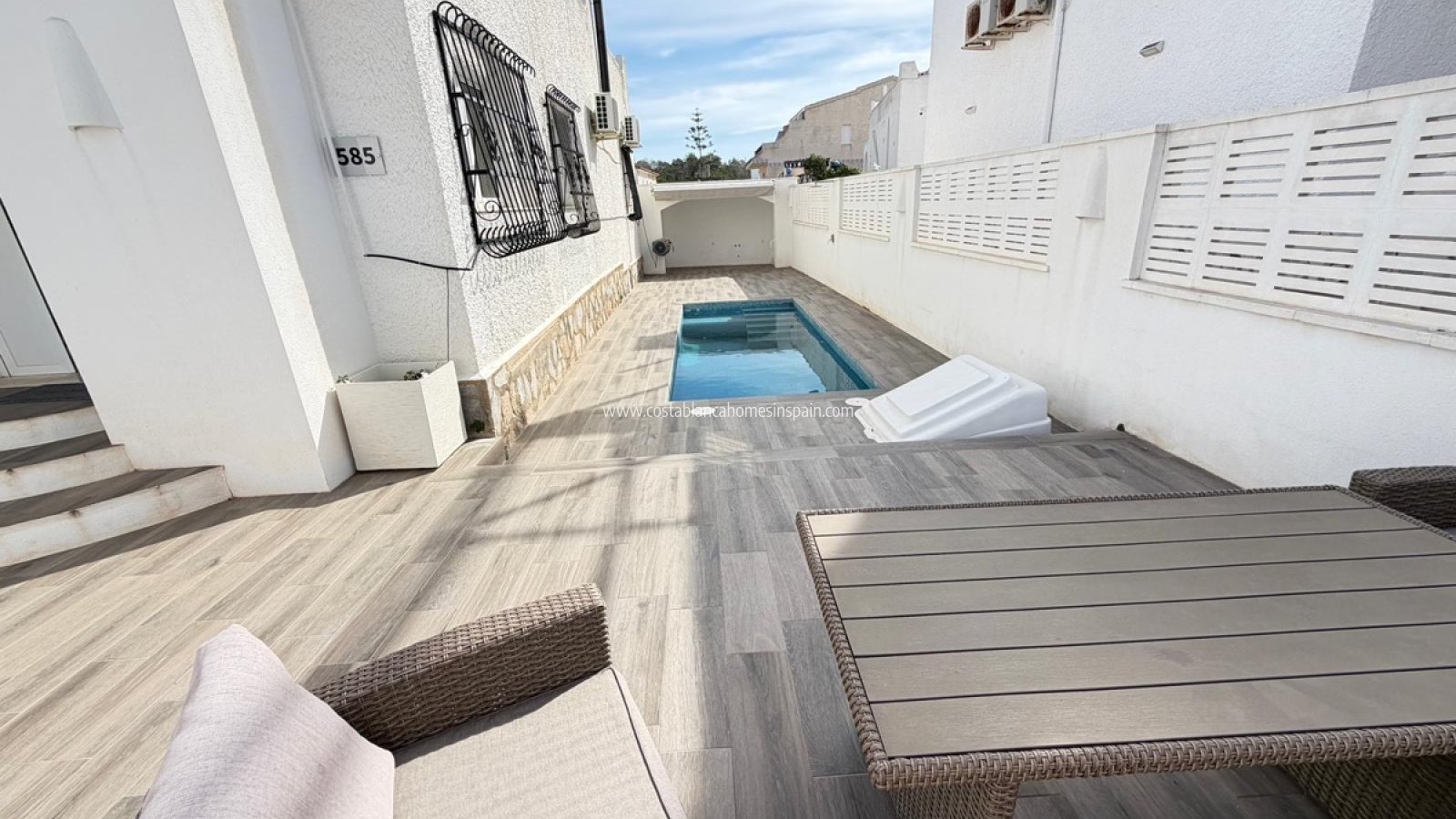 Resale - Detached Villa - Villamartin - Blue Lagoon