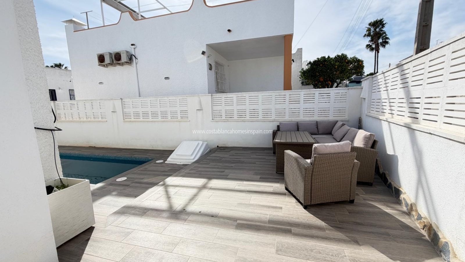 Resale - Detached Villa - Villamartin - Blue Lagoon