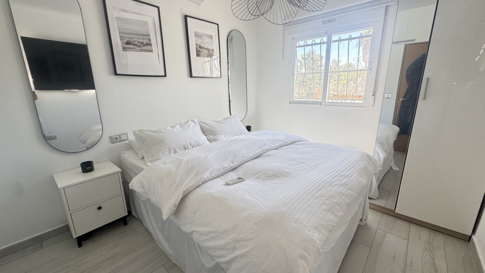 Resale - Detached Villa - Villamartin - Blue Lagoon