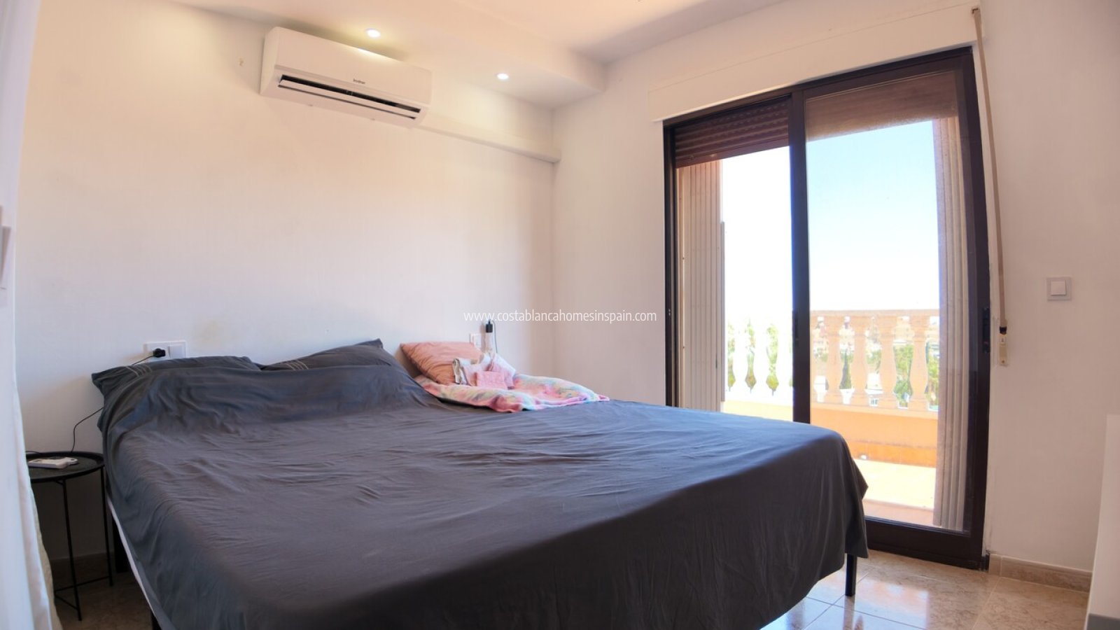 Resale - Detached Villa - Villamartin - Costa Blanca