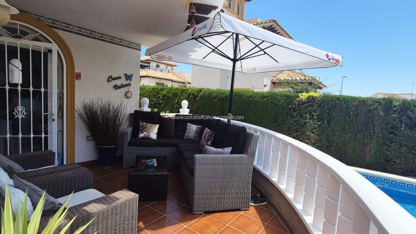 Resale - Detached Villa - Villamartin - Costa Blanca