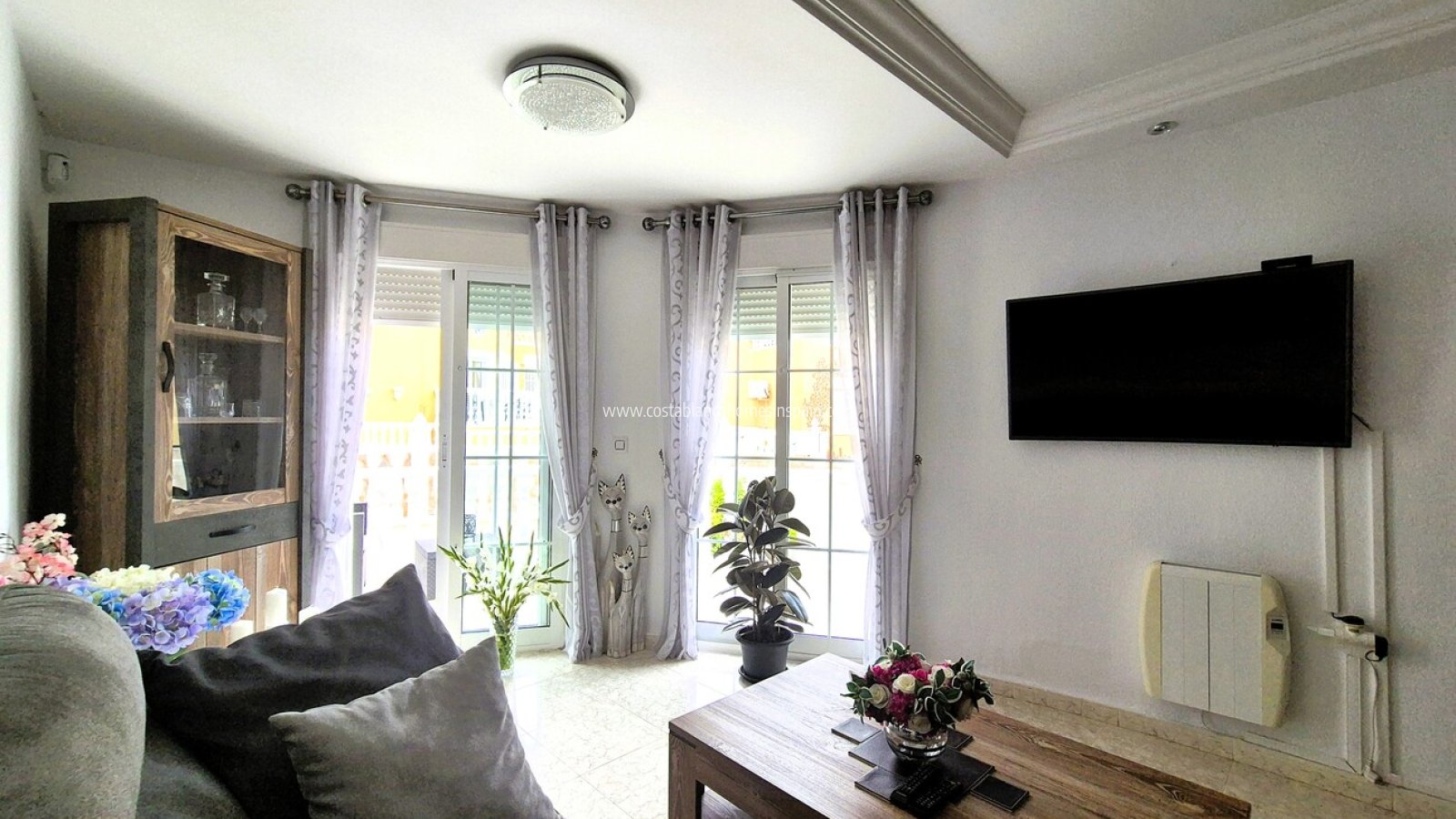 Resale - Detached Villa - Villamartin - Costa Blanca