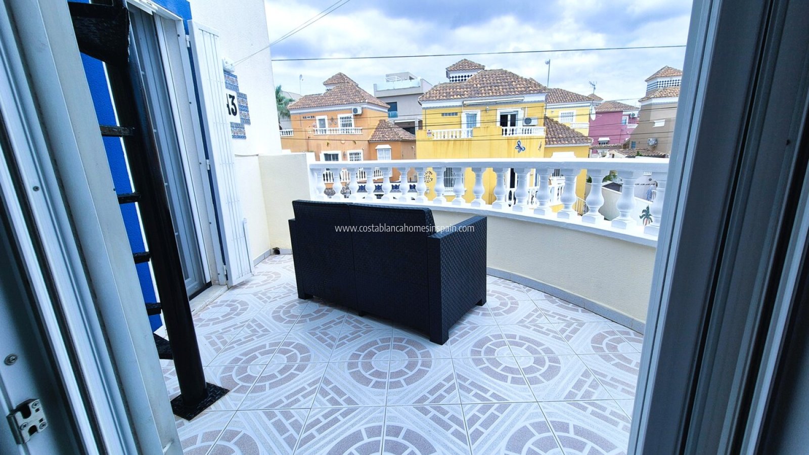 Resale - Detached Villa - Villamartin - Costa Blanca