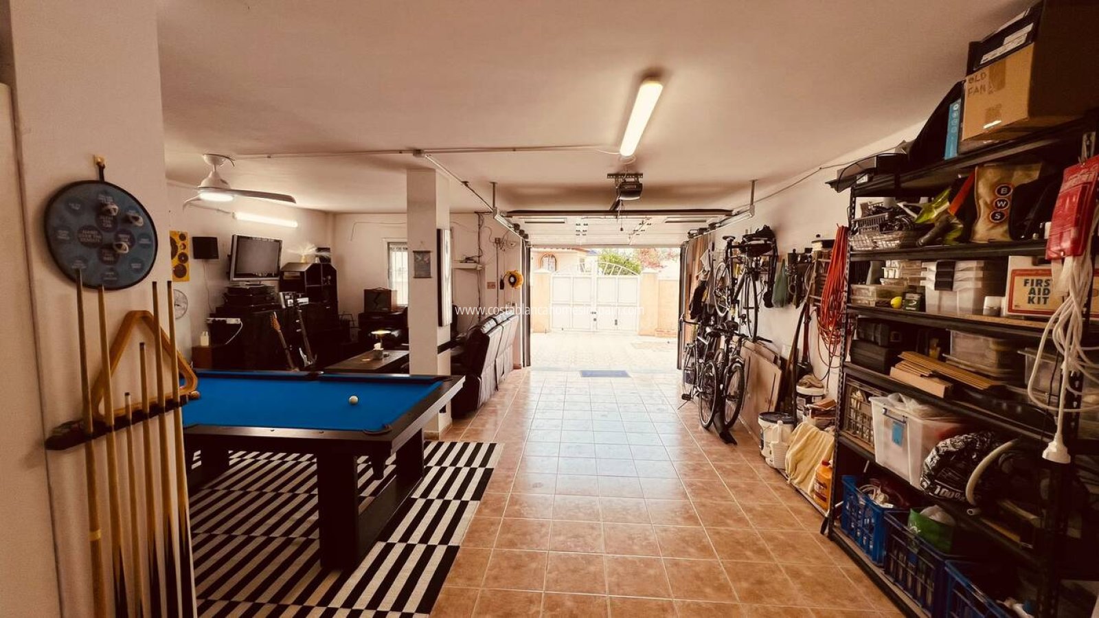 Resale - Detached Villa - Villamartin - Costa Blanca