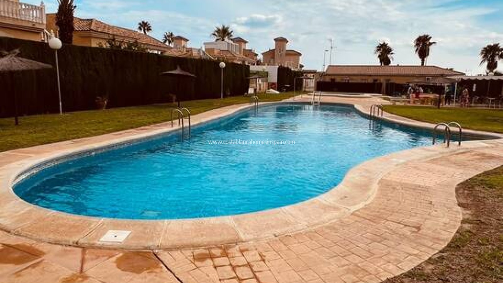 Resale - Detached Villa - Villamartin - Costa Blanca