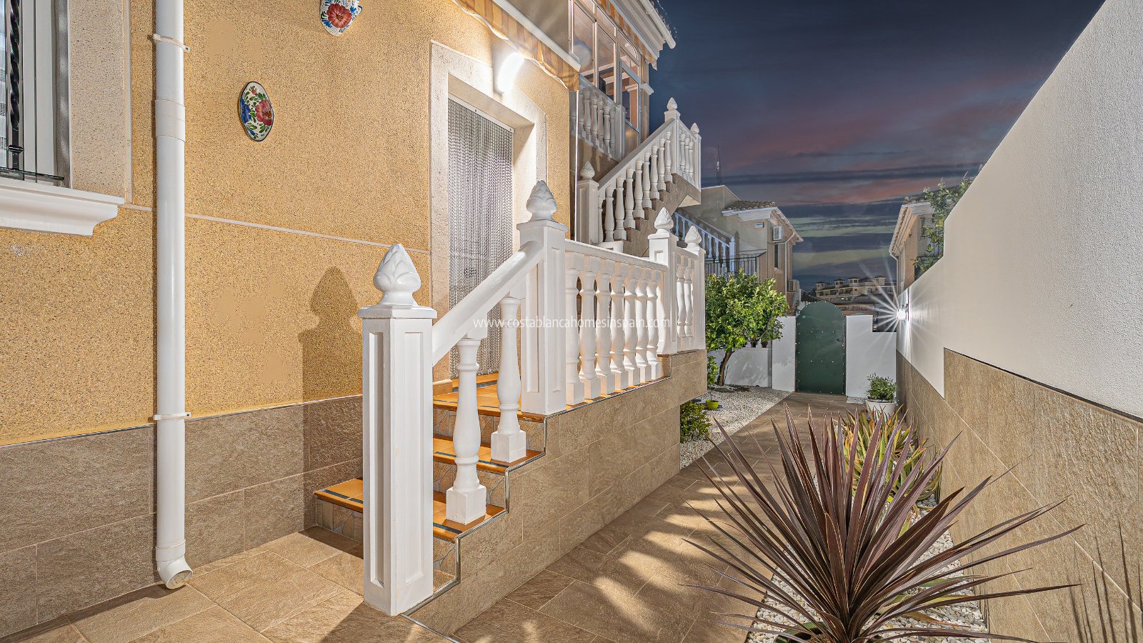 Resale - Detached Villa - Villamartin - Montegolf