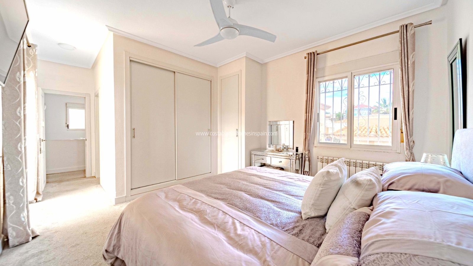 Resale - Detached Villa - Villamartin - Orihuela Costa