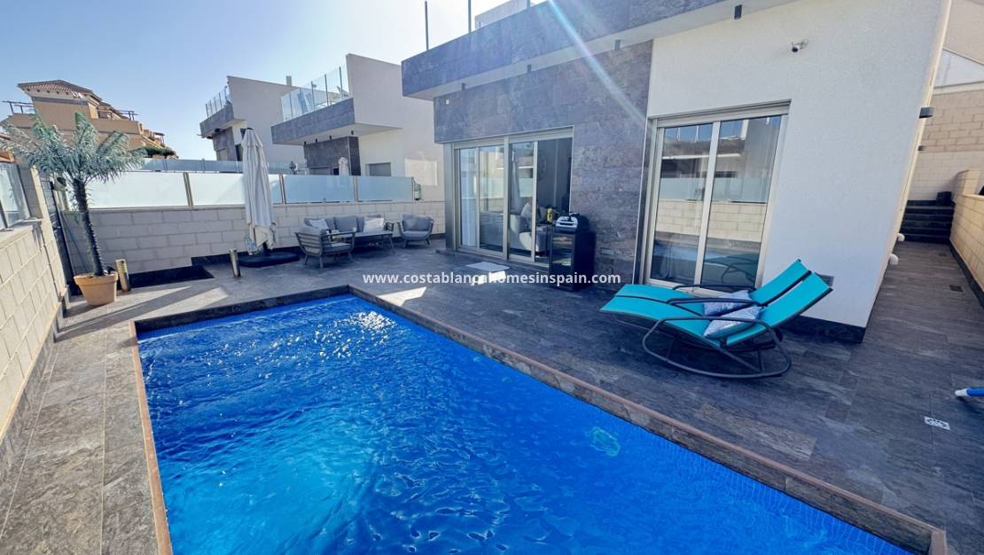 Resale - Detached Villa - Villamartin - Pau 26