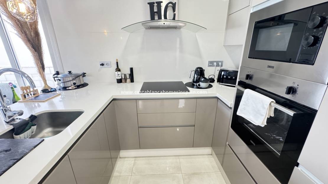 Resale - Detached Villa - Villamartin - Pau 26