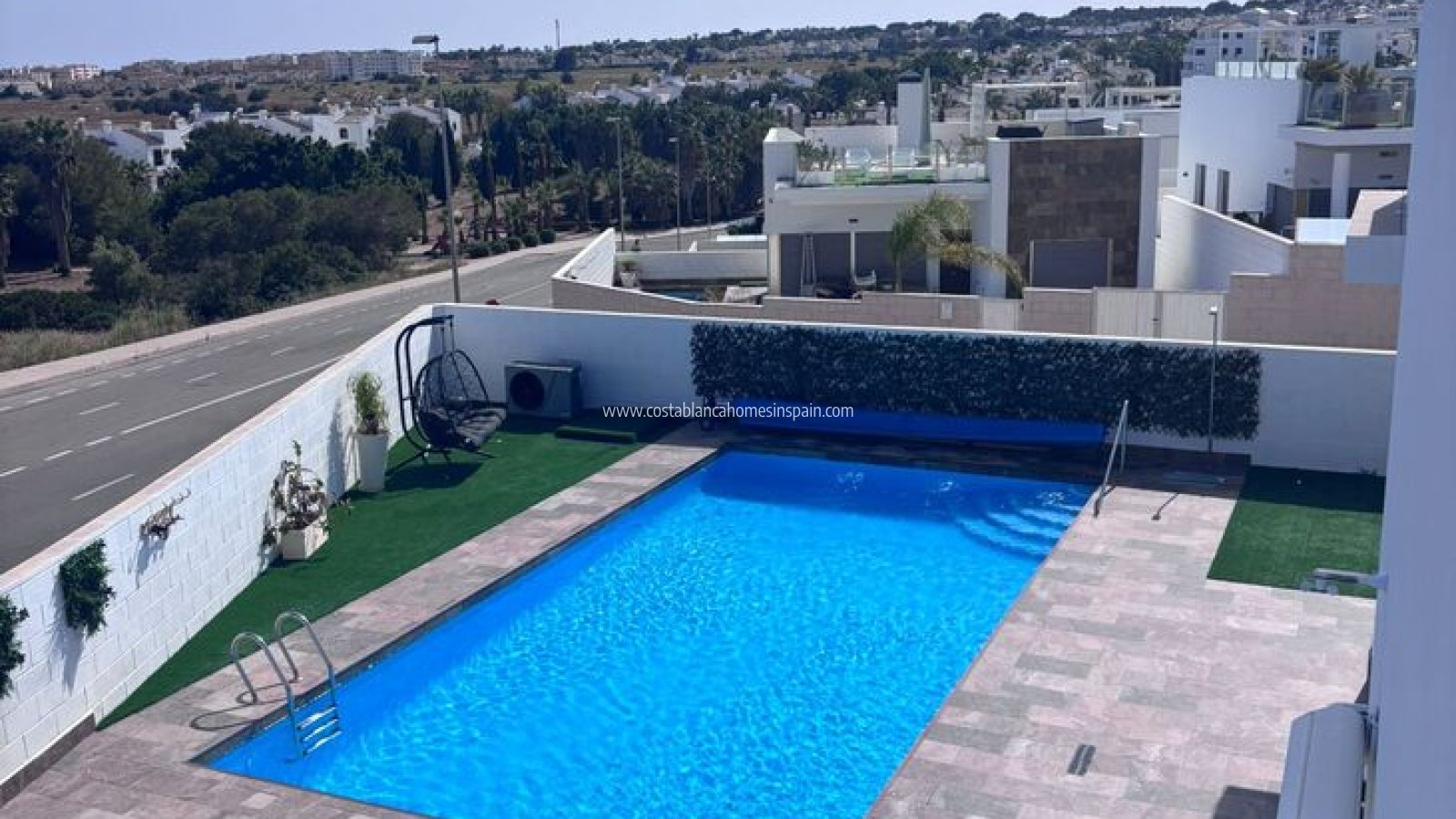 Resale - Detached Villa - Villamartin - Pau 8