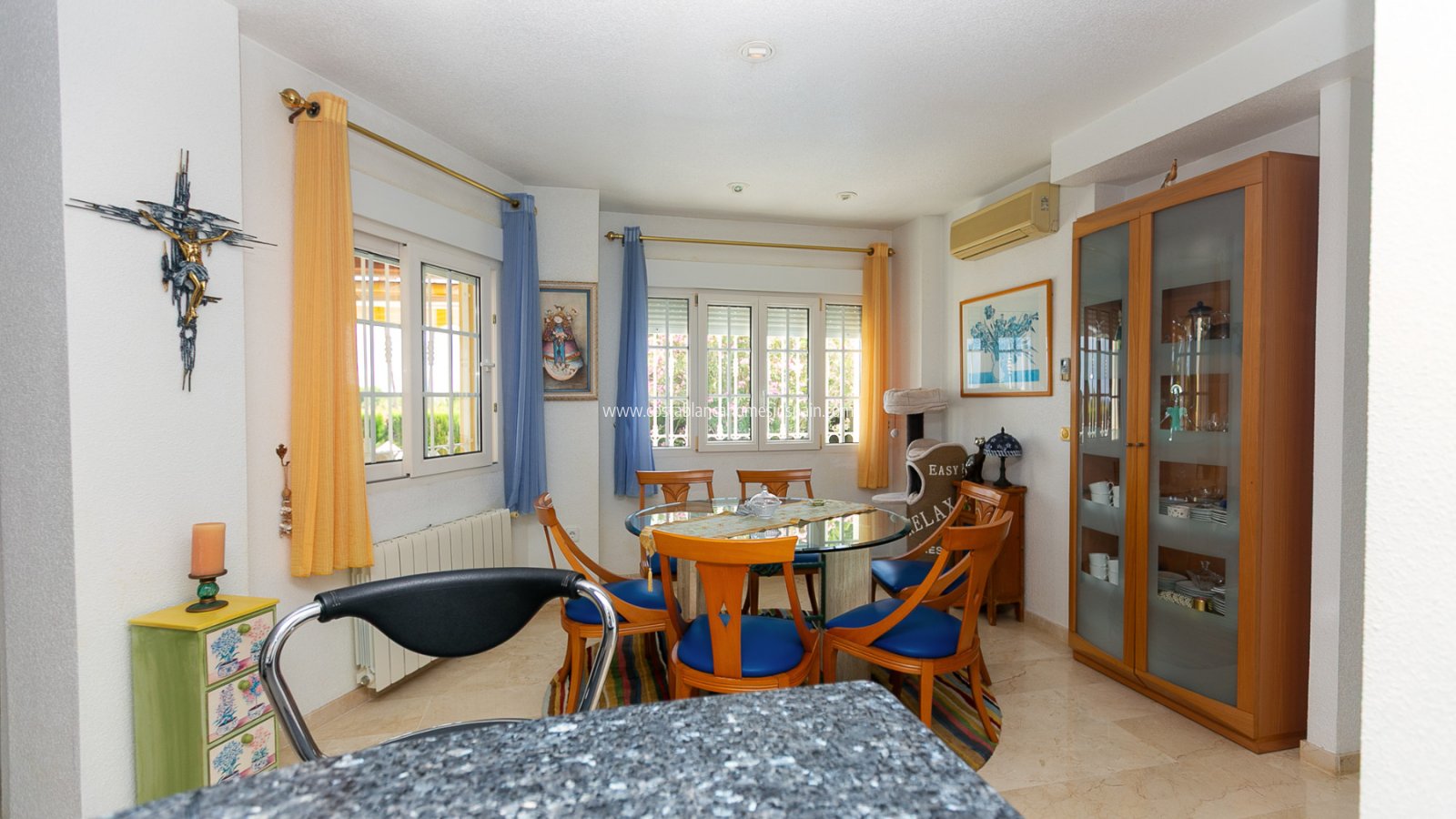 Resale - Detached Villa - Villamartin - Rioja