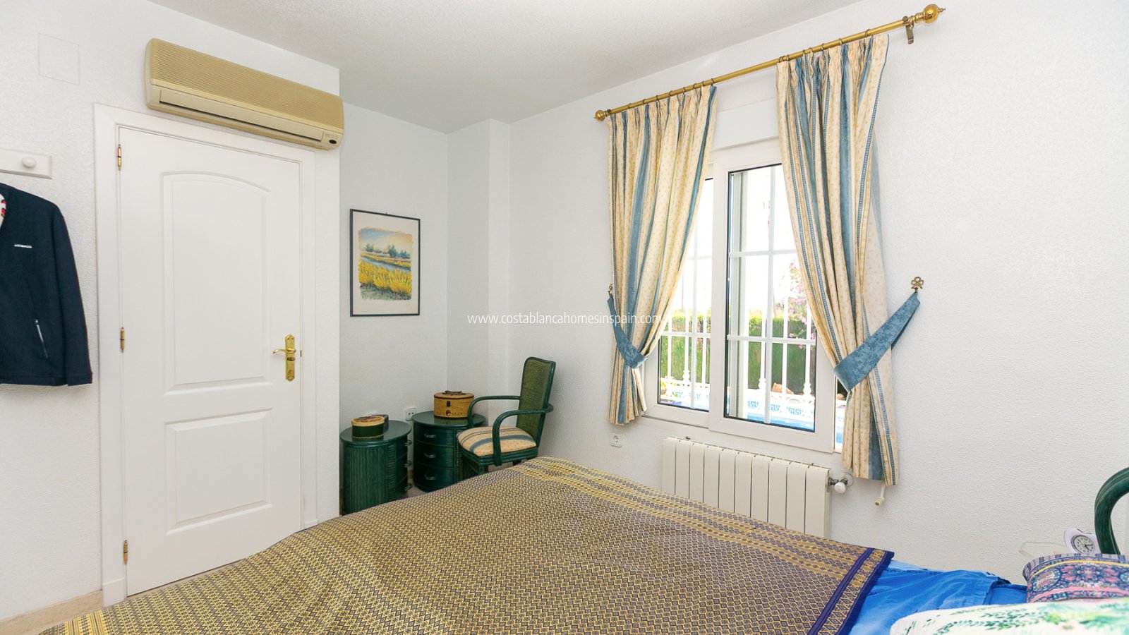 Resale - Detached Villa - Villamartin - Rioja