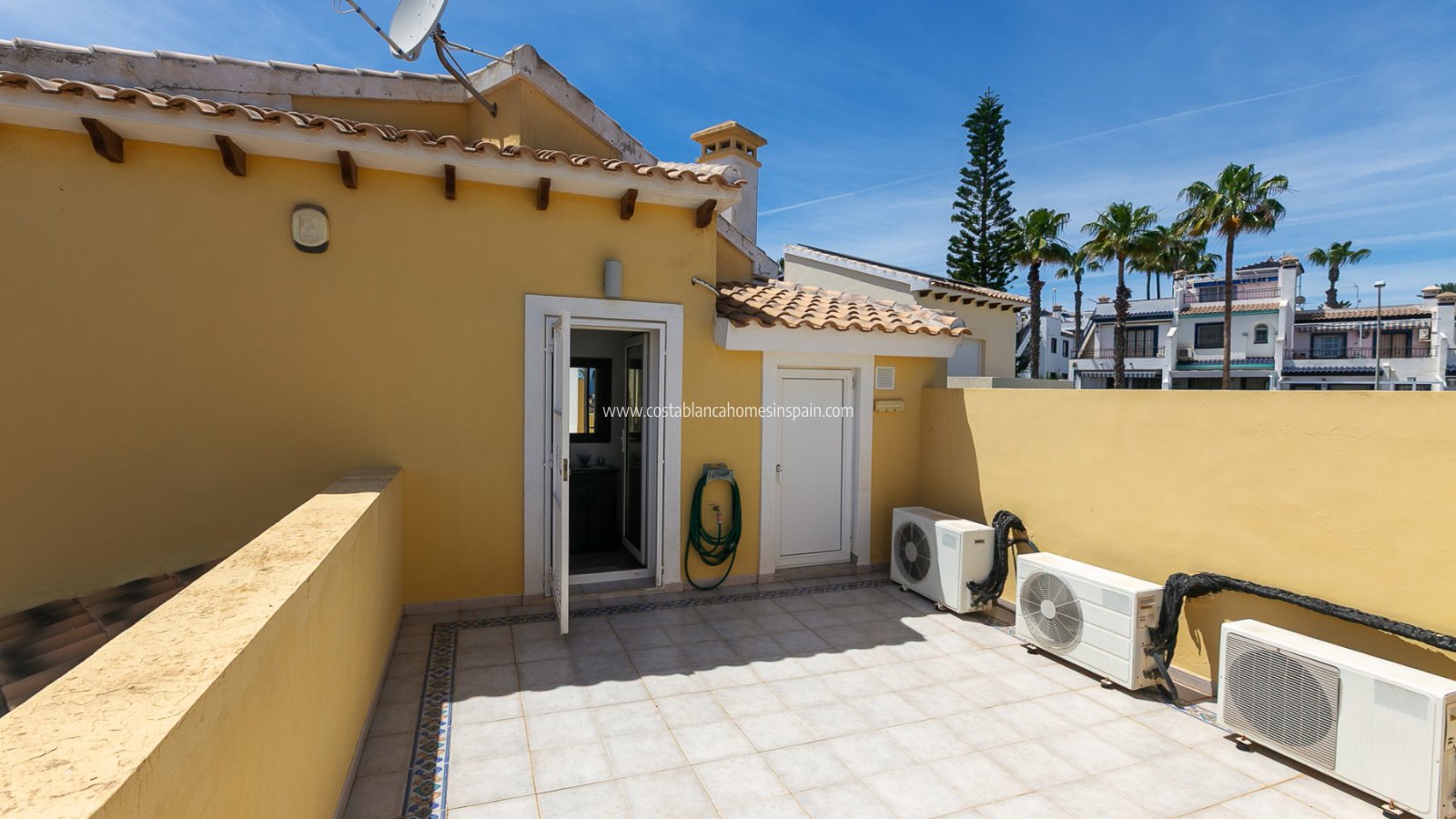 Resale - Detached Villa - Villamartin - Rioja