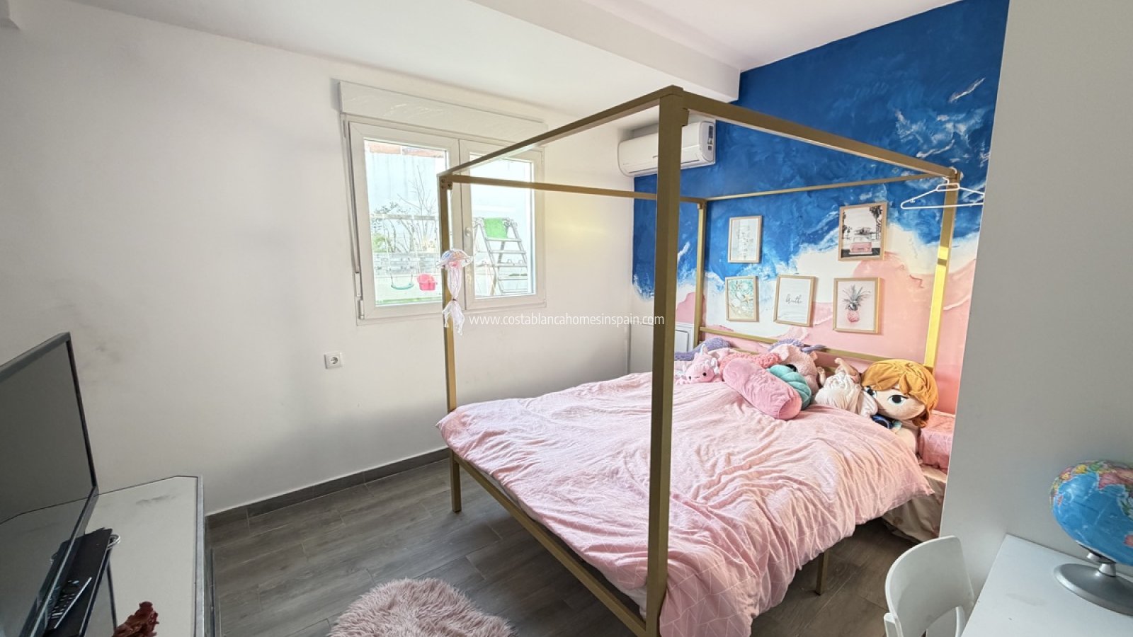 Resale - Detached Villa - Villamartin