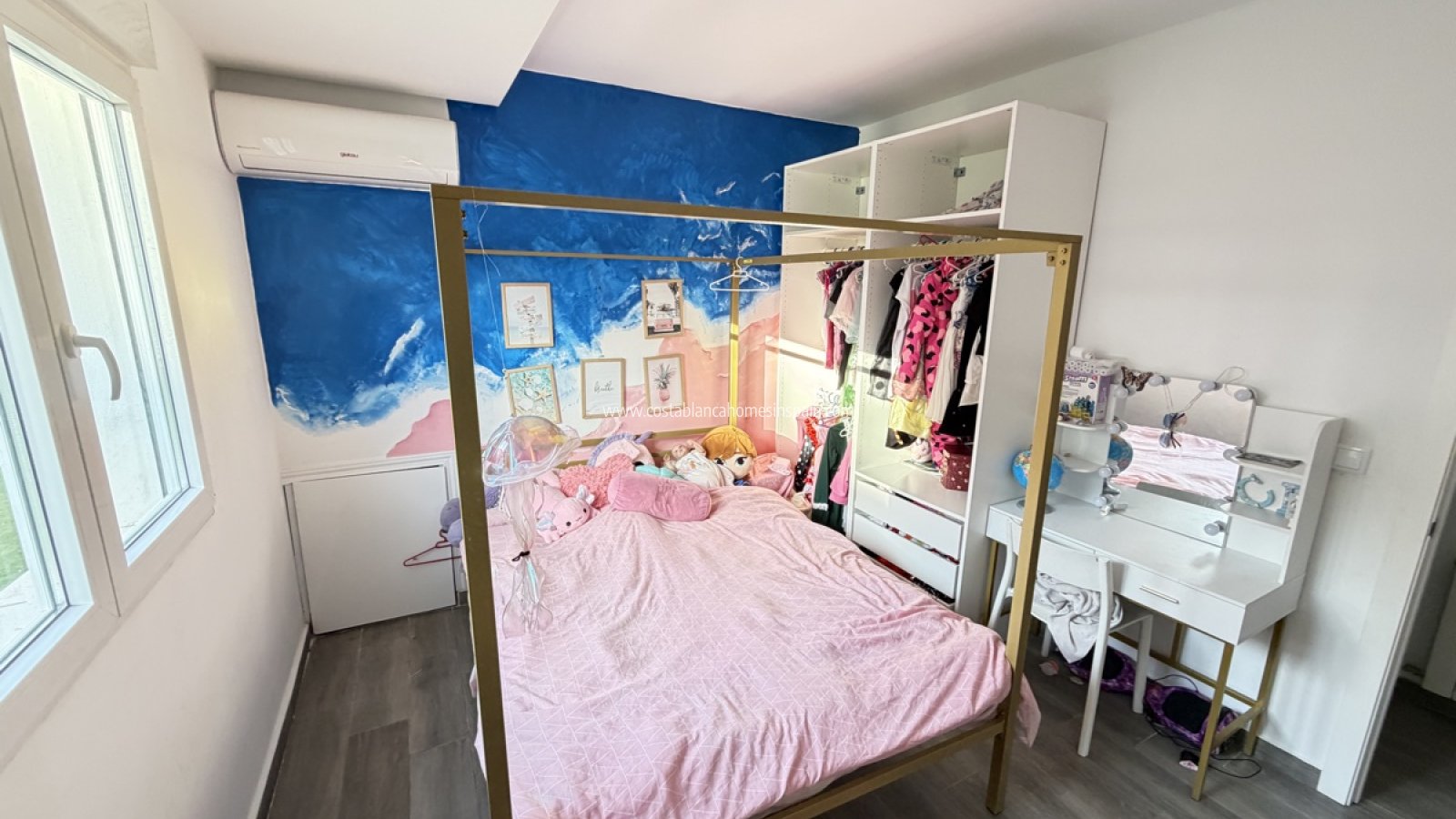 Resale - Detached Villa - Villamartin