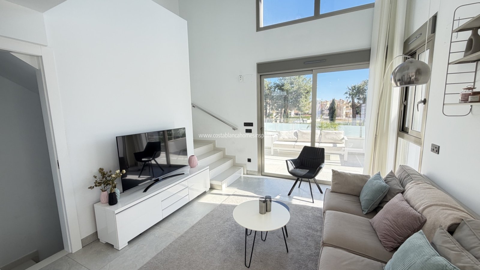 Resale - Detached Villa - Villamartin