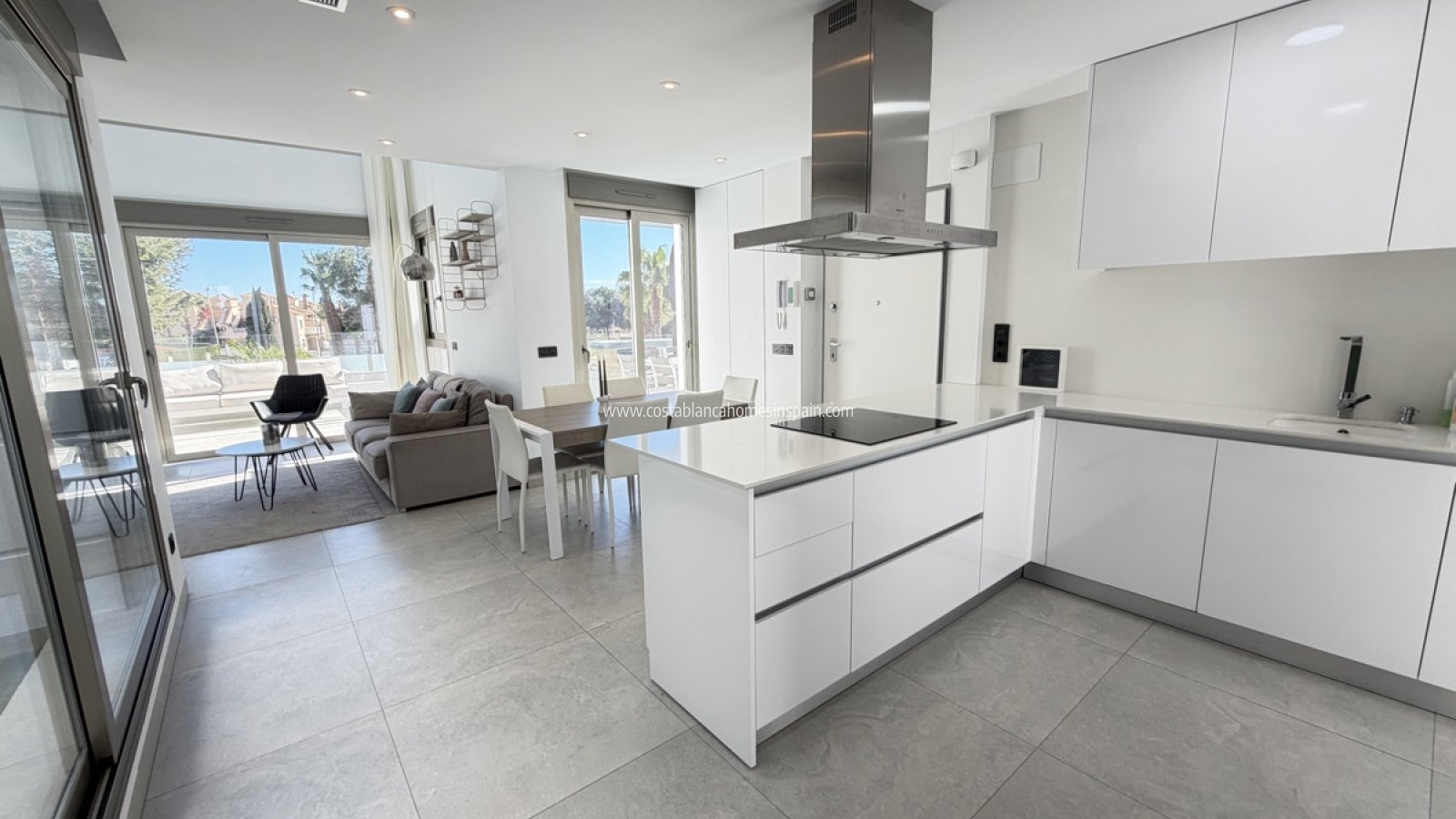 Resale - Detached Villa - Villamartin