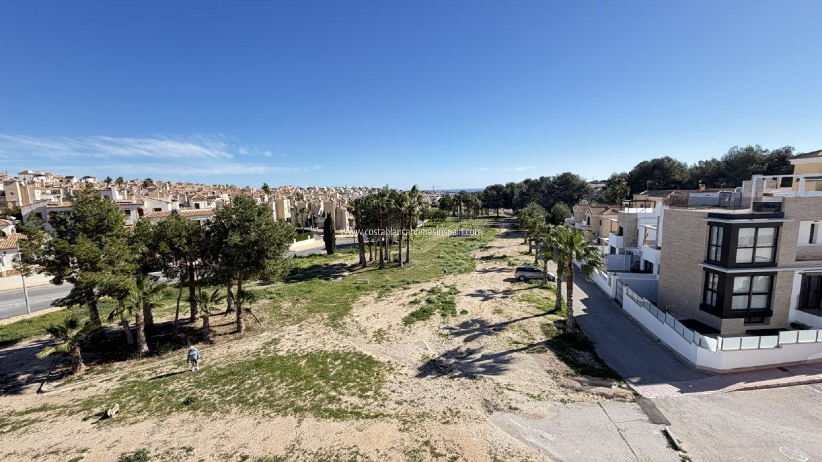 Resale - Detached Villa - Villamartin