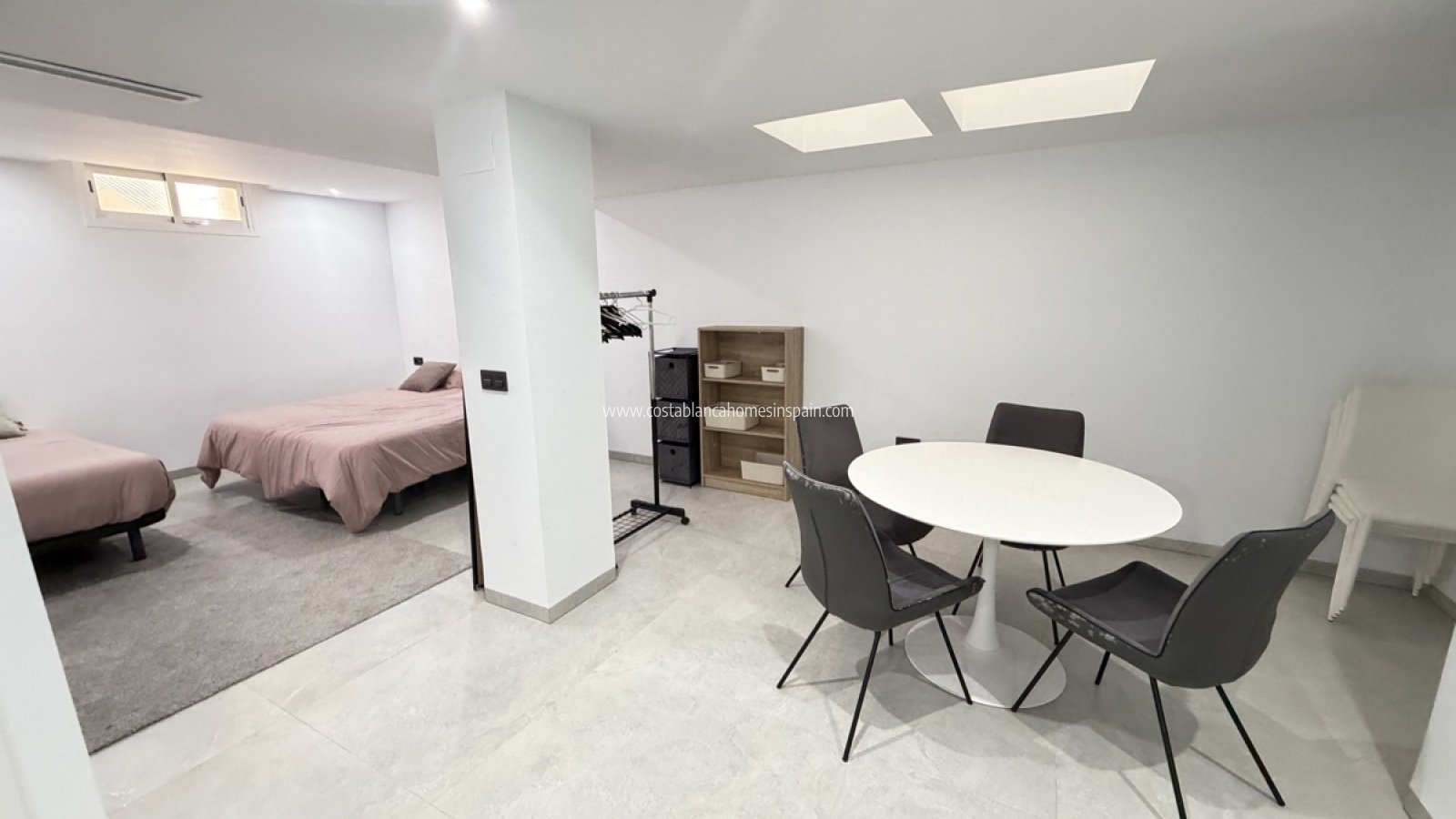 Resale - Detached Villa - Villamartin