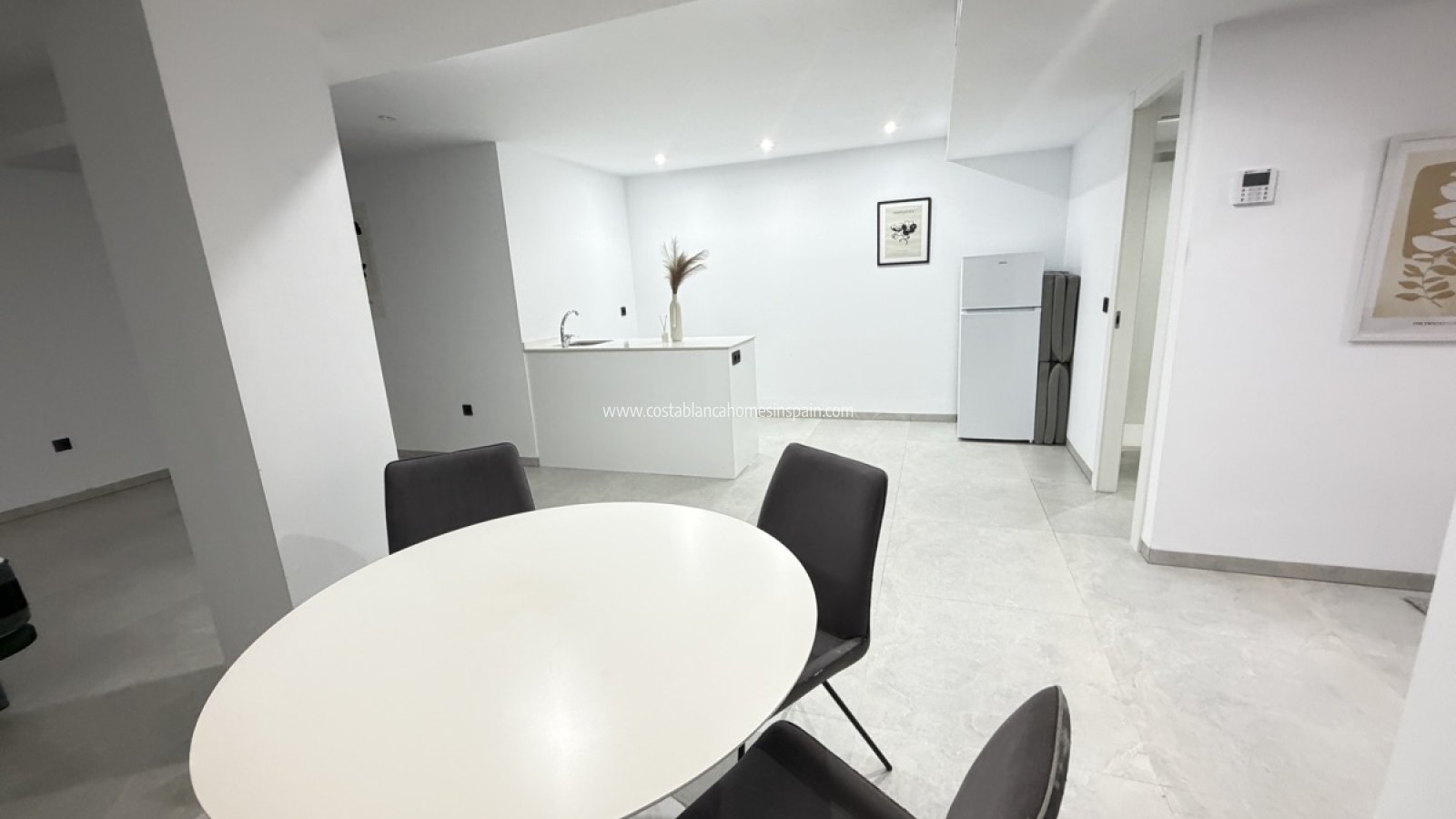 Resale - Detached Villa - Villamartin