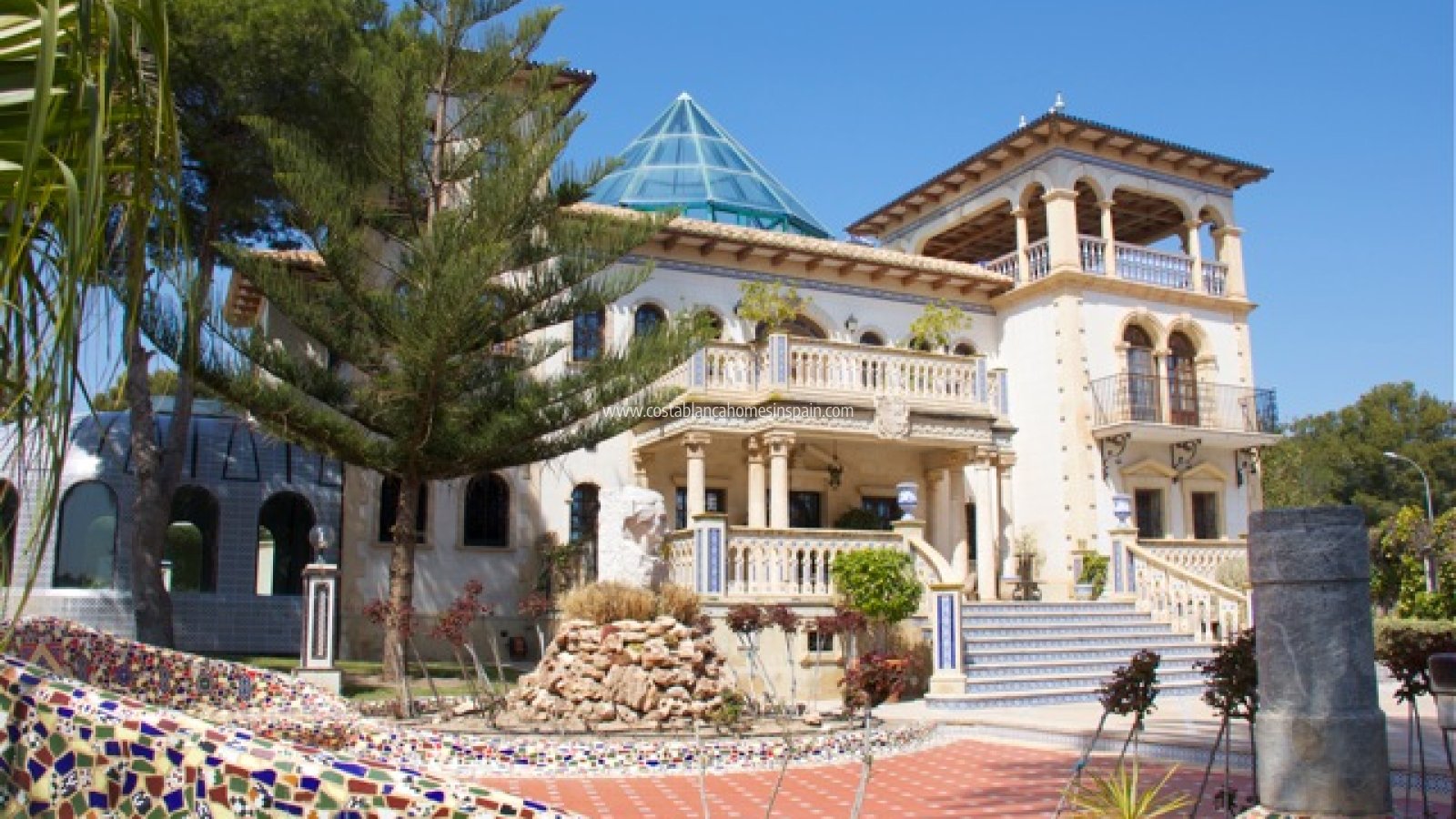 Resale - Detached Villa - Villamartin