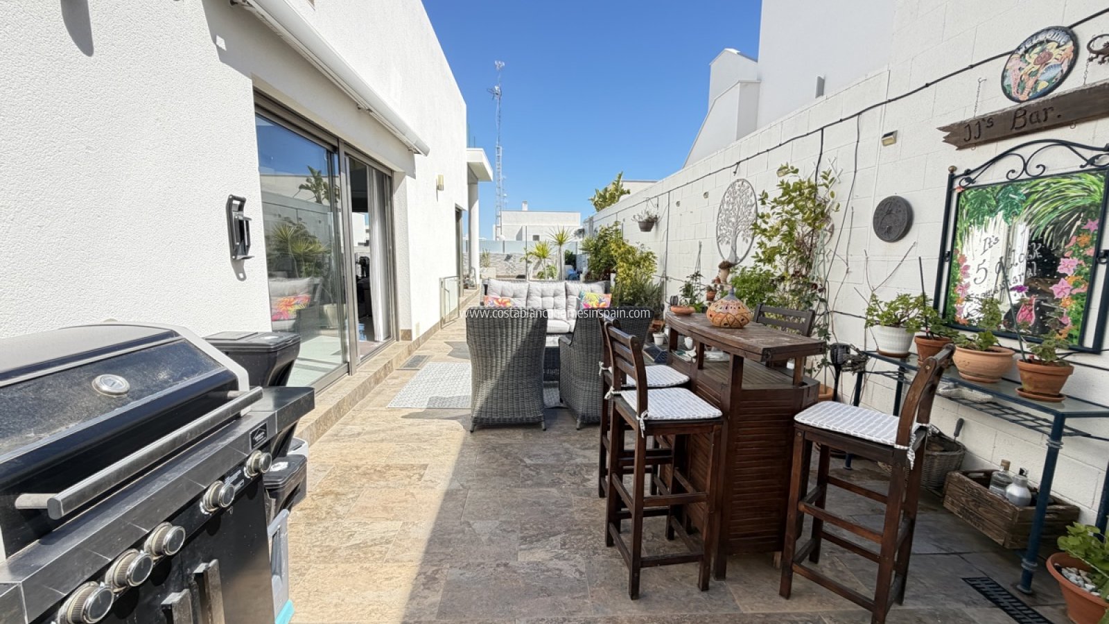 Resale - Detached Villa - Villamartin