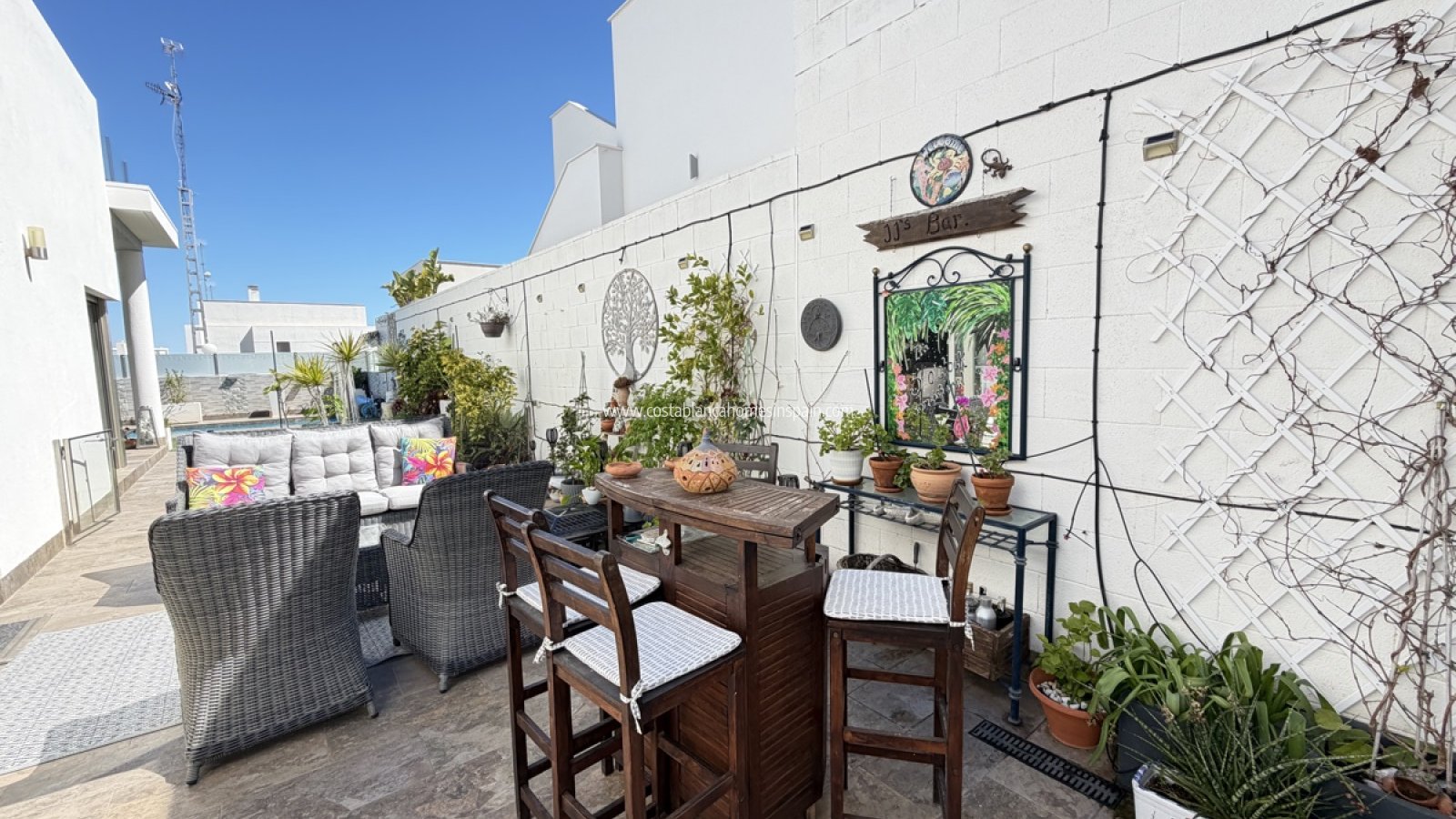 Resale - Detached Villa - Villamartin